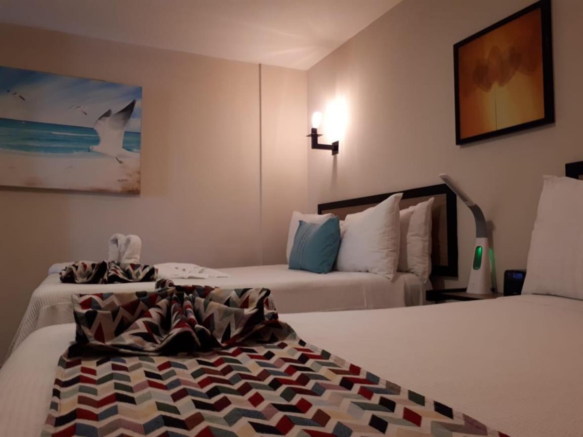 Brisas 10 Beachside Suites كانكون المظهر الخارجي الصورة