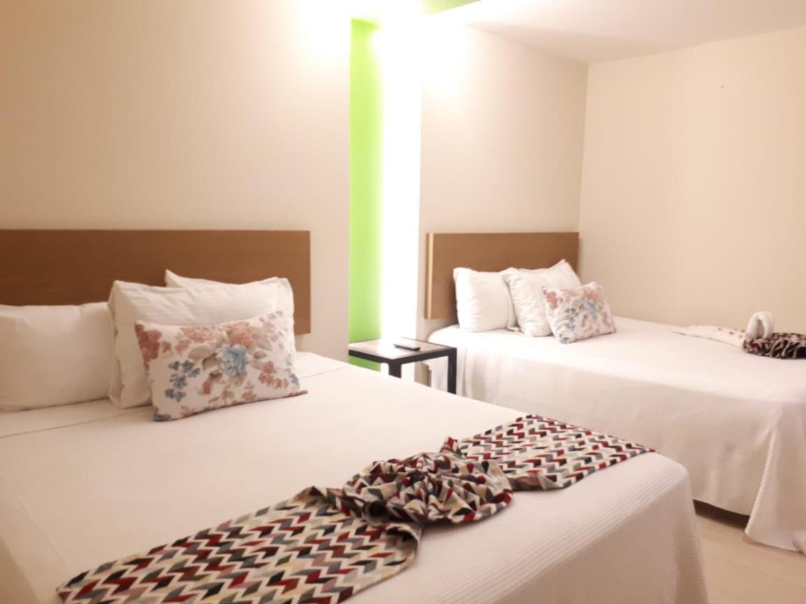 Brisas 10 Beachside Suites كانكون المظهر الخارجي الصورة