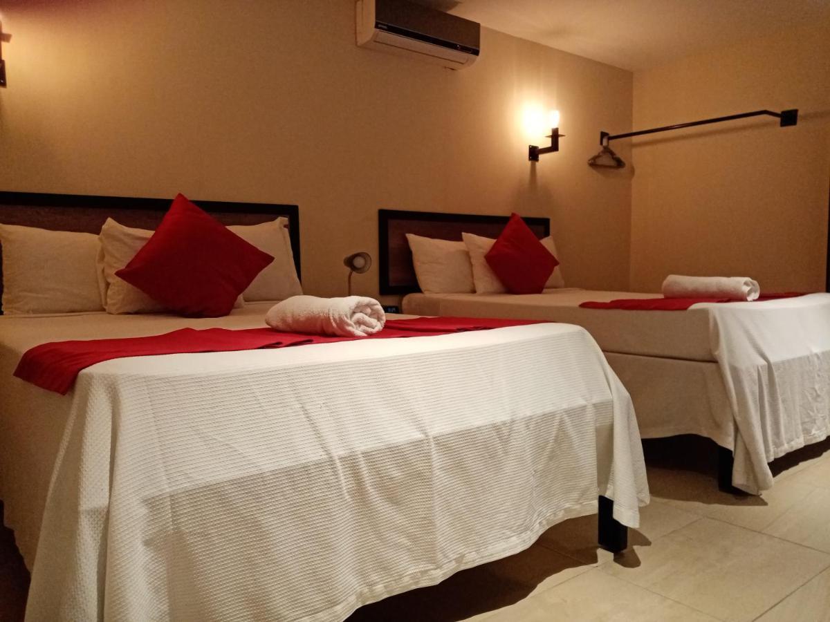 Brisas 10 Beachside Suites كانكون المظهر الخارجي الصورة