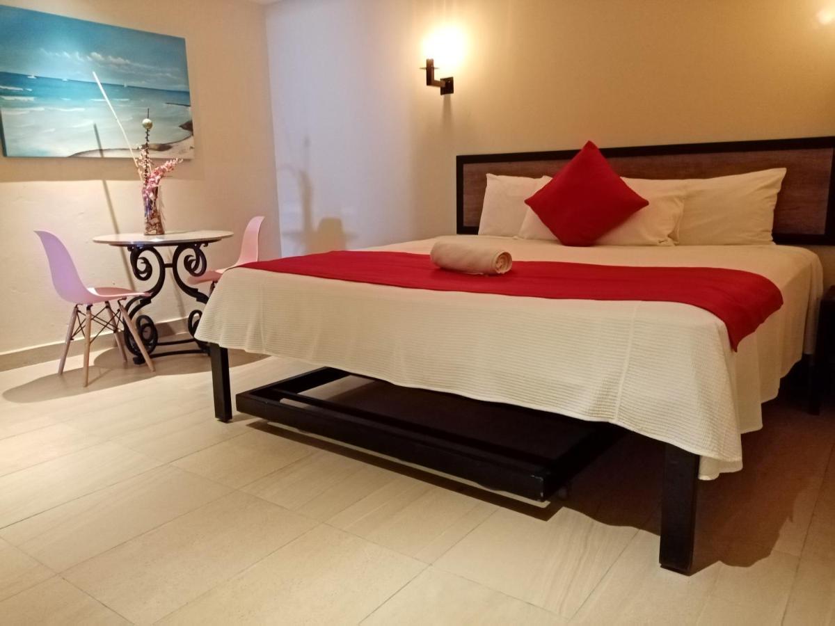 Brisas 10 Beachside Suites كانكون المظهر الخارجي الصورة