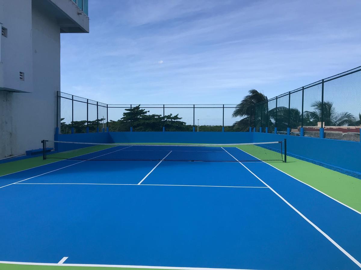 Brisas 10 Beachside Suites كانكون المظهر الخارجي الصورة
