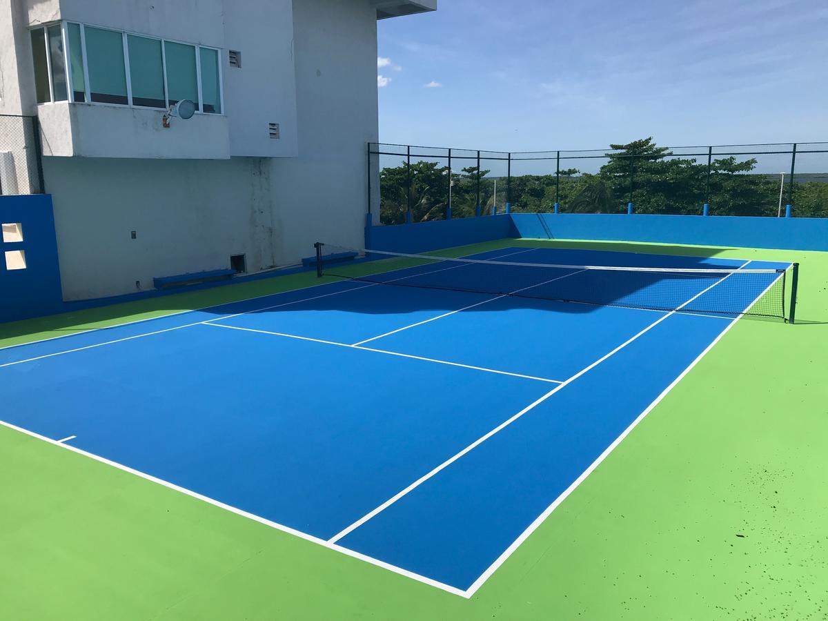 Brisas 10 Beachside Suites كانكون المظهر الخارجي الصورة