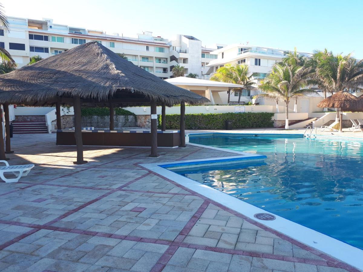 Brisas 10 Beachside Suites كانكون المظهر الخارجي الصورة