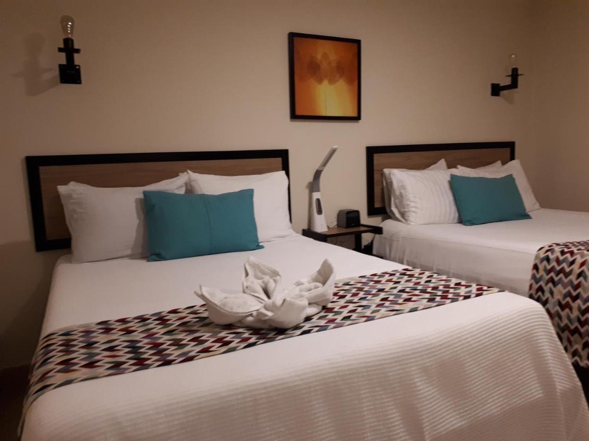Brisas 10 Beachside Suites كانكون المظهر الخارجي الصورة